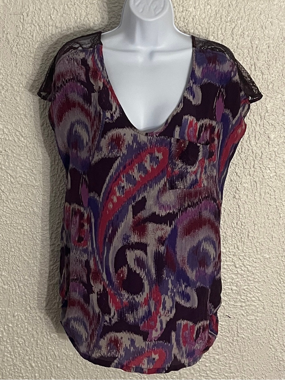 Gibson 100% Silk Paisley Cap Sleeve Blouse